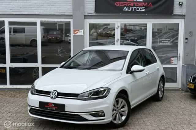 Volkswagen Golf (2022)