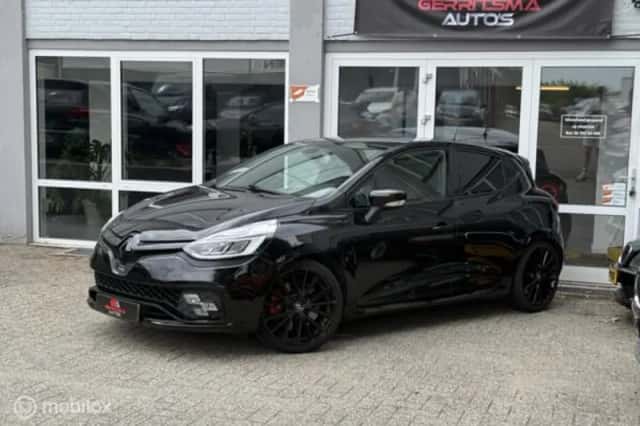 Renault Clio (2021) thumbnail 2