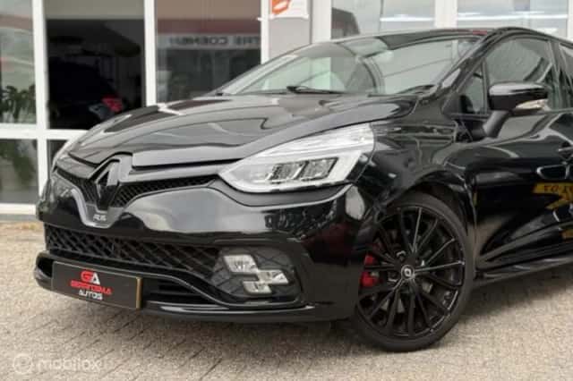 Renault Clio (2021) thumbnail 3