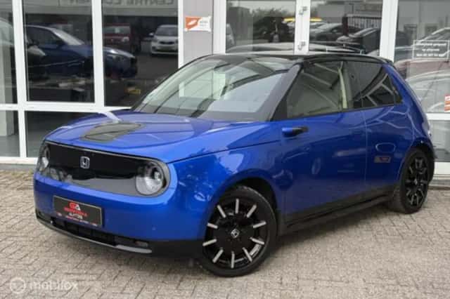 Honda E (2023) thumbnail 3