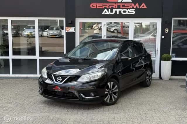 Nissan Pulsar (2016) thumbnail 1