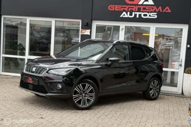 SEAT Arona (2019) thumbnail 2