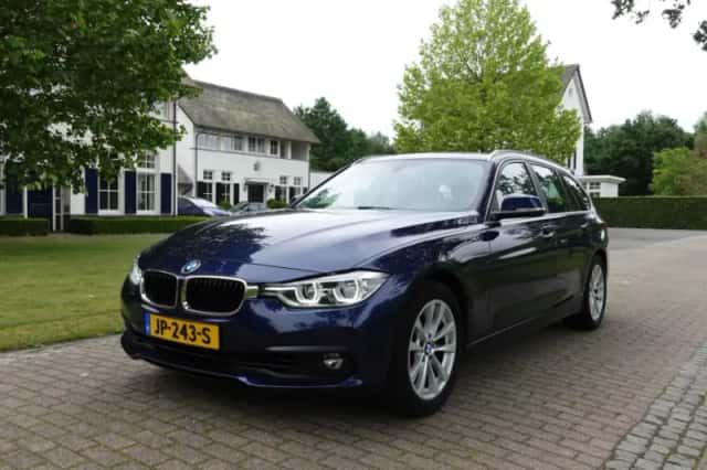 BMW 3-Serie (2016) thumbnail 1