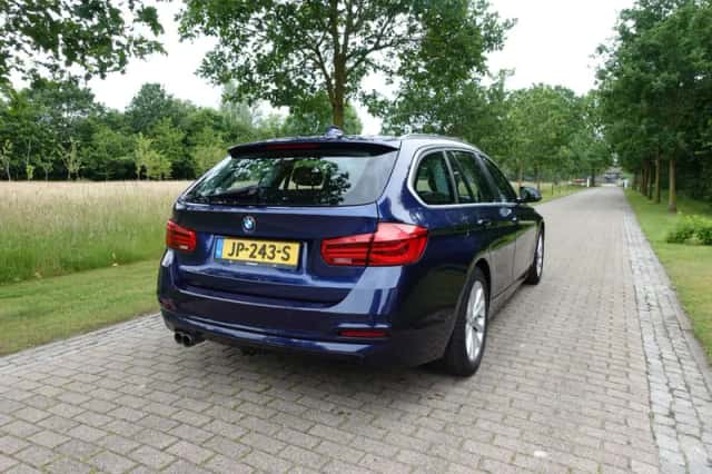 BMW 3-Serie (2016) thumbnail 6