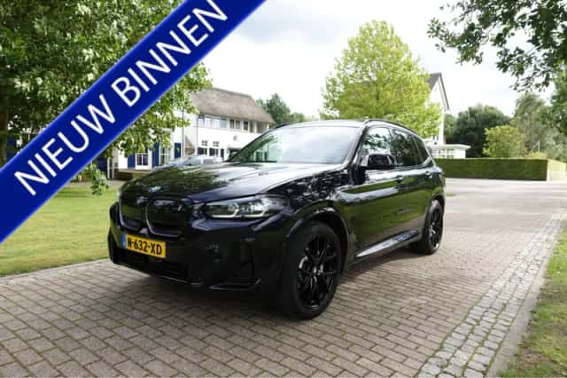 BMW iX3 (2021) thumbnail 1