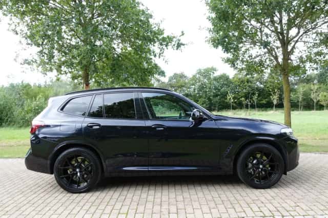 BMW iX3 (2021) thumbnail 5