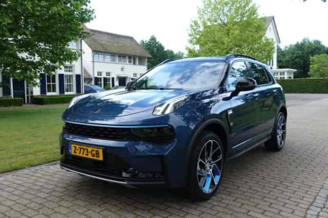 Lynk & Co 01 (2023) thumbnail 1