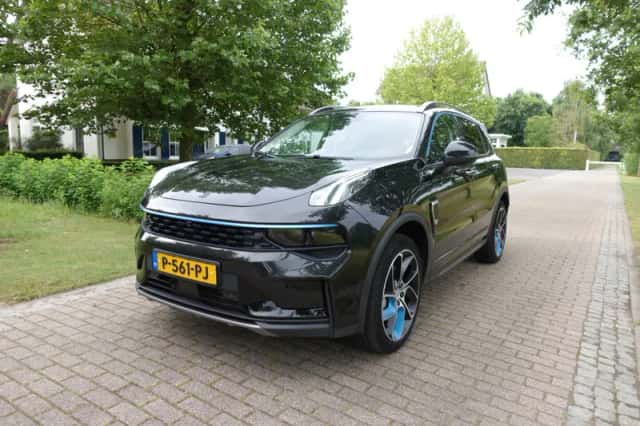 Lynk & Co 01 (2022) thumbnail 3