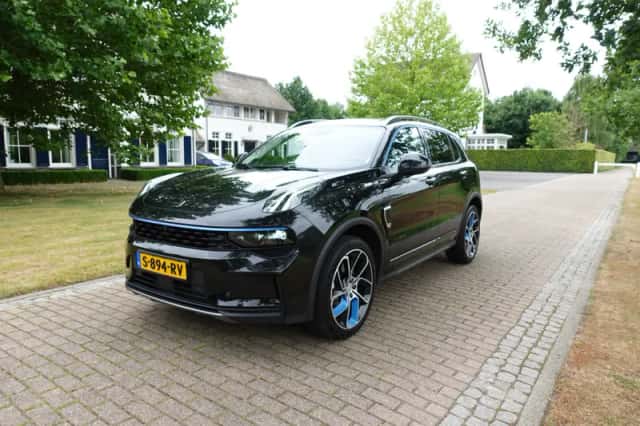 Lynk & Co 01 (2023) thumbnail 2