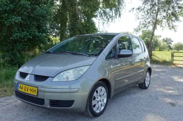 Mitsubishi Colt (2007) thumbnail 1