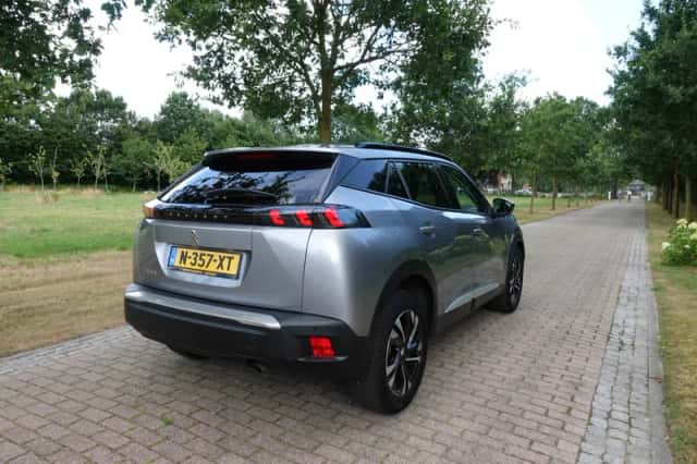 Peugeot 2008 (2022) thumbnail 6