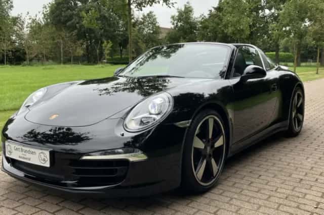 Porsche 911 (2014) thumbnail 1