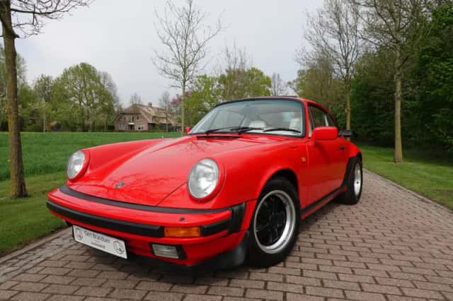Porsche 911 (0) thumbnail 2