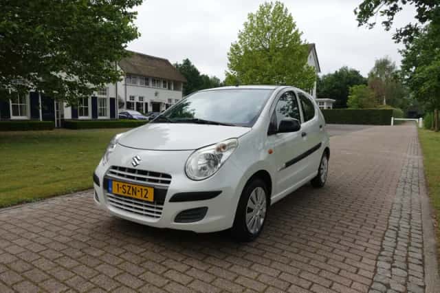 Suzuki Alto (2014) thumbnail 2