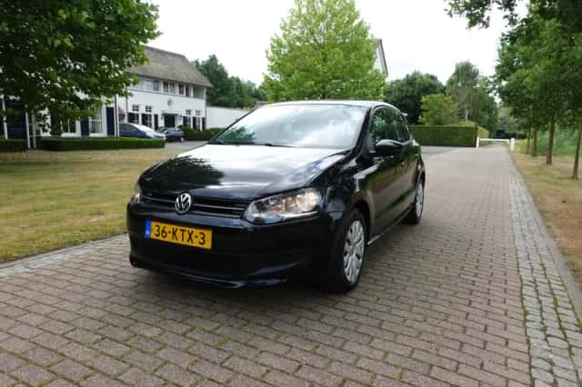 Volkswagen Polo (2010) thumbnail 3