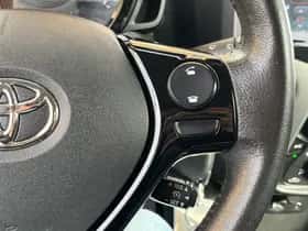 Toyota Aygo (2018) thumbnail 41