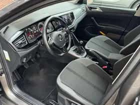 Volkswagen Polo (2018) thumbnail 23