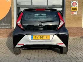 Toyota Aygo (2018) thumbnail 13