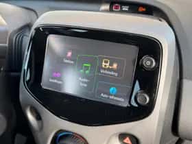 Toyota Aygo (2018) thumbnail 15