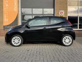 Toyota Aygo (2018) thumbnail 3