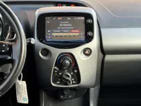 Toyota Aygo (2018) thumbnail 22