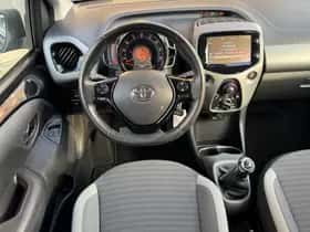 Toyota Aygo (2018) thumbnail 24