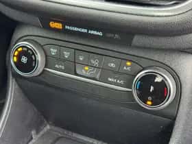 Ford Fiesta (2022) thumbnail 27