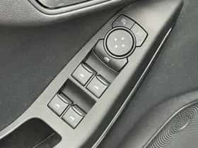 Ford Fiesta (2022) thumbnail 33