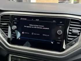 Volkswagen T-Roc (2020) thumbnail 33
