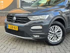 Volkswagen T-Roc (2020) thumbnail 36