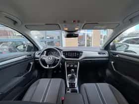 Volkswagen T-Roc (2020) thumbnail 44