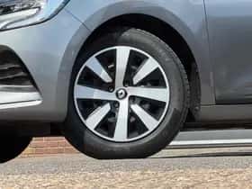 Renault Clio (2023) thumbnail 14