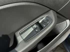 Renault Clio (2023) thumbnail 21