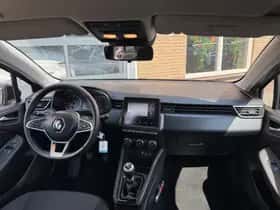 Renault Clio (2023) thumbnail 5