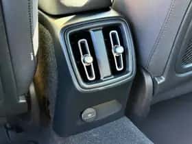 Volvo XC40 (2022) thumbnail 50