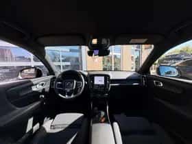 Volvo XC40 (2022) thumbnail 51