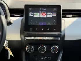 Renault Clio (2024) thumbnail 25