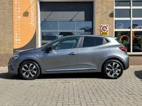Renault Clio (2024) thumbnail 10
