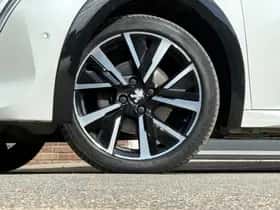 Peugeot 208 (2021) thumbnail 11