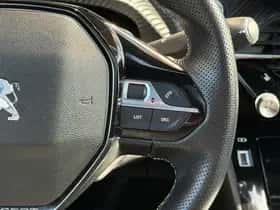 Peugeot 208 (2021) thumbnail 31