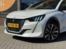 Peugeot 208 (2021) thumbnail 32