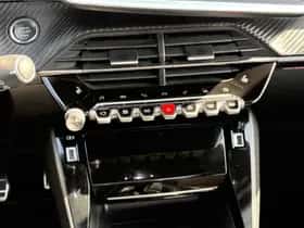 Peugeot 208 (2021) thumbnail 42
