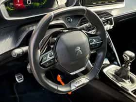 Peugeot 208 (2021) thumbnail 9