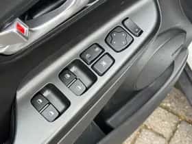 Hyundai Kona (2021) thumbnail 19