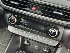 Hyundai Kona (2021) thumbnail 38