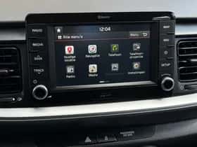 Kia Stonic (2019) thumbnail 22