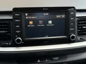 Kia Stonic (2019) thumbnail 27