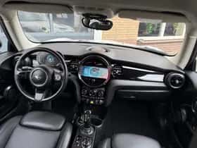 MINI Electric (2022) thumbnail 3