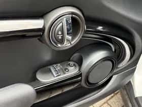 MINI Electric (2022) thumbnail 44