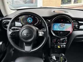 MINI Electric (2022) thumbnail 46
